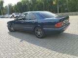 Mercedes-Benz E 240 1998 годаүшін2 950 000 тг. в Алматы – фото 3