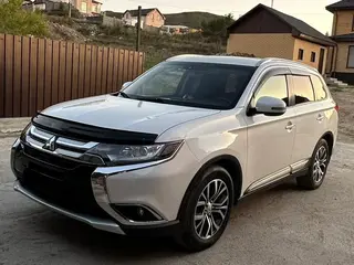 Mitsubishi Outlander, 2017