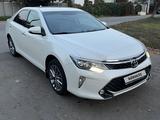 Toyota Camry 2017 годаfor13 000 000 тг. в Алматы – фото 2