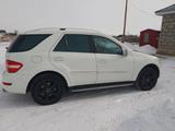 Mercedes-Benz ML 350 2009 года за 9 000 000 тг. в Актобе – фото 3