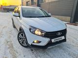 ВАЗ (Lada) Vesta SW Cross 2021 годаүшін7 400 000 тг. в Темиртау – фото 4