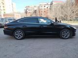 Hyundai Sonata 2022 года за 9 600 000 тг. в Астана – фото 4