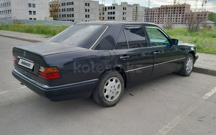 Mercedes-Benz E 200 1995 года за 2 500 000 тг. в Астана