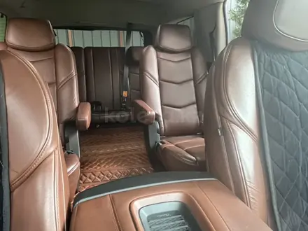 Cadillac Escalade 2020 года за 33 000 000 тг. в Алматы – фото 8