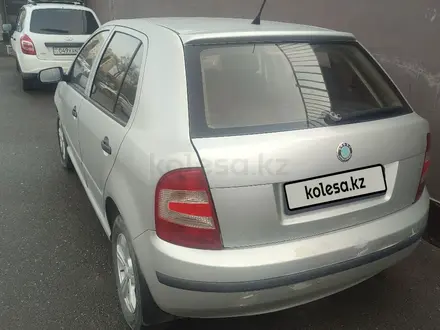 Skoda Fabia 2006 года за 1 400 000 тг. в Астана – фото 2