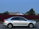 Skoda Rapid 2014 года за 4 100 000 тг. в Уральск – фото 5