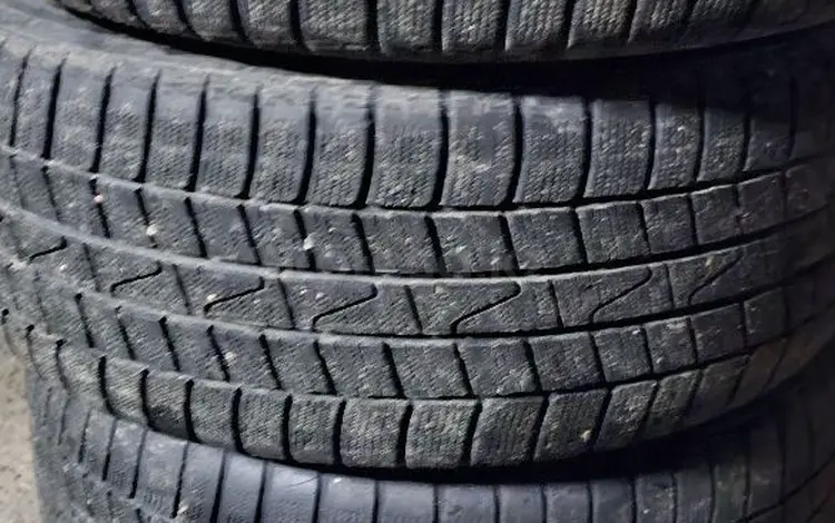 Hankook 235/55R17for60 000 тг. в Алматы