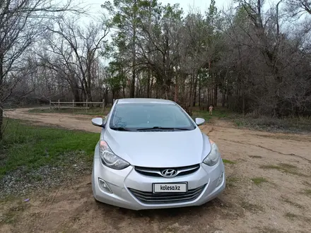 Hyundai Elantra 2014 года за 4 200 000 тг. в Уральск – фото 3