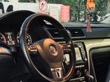 Volkswagen Passat 2014 года за 5 000 000 тг. в Актобе – фото 5