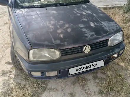 Volkswagen Golf 1995 года за 350 000 тг. в Шымкент