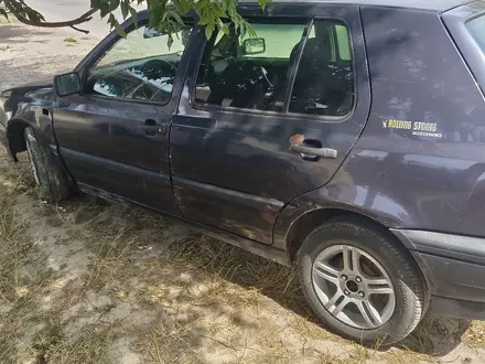 Volkswagen Golf 1995 года за 350 000 тг. в Шымкент – фото 3