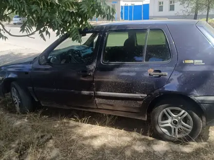 Volkswagen Golf 1995 года за 350 000 тг. в Шымкент – фото 4