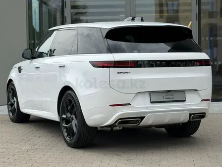 Land Rover Range Rover Sport Dynamic SE 2026 года за 98 739 000 тг. в Алматы – фото 6