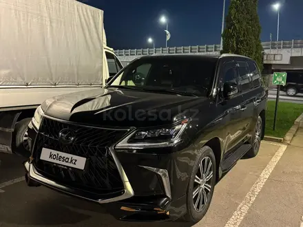 Lexus LX 570 2019 года за 42 000 000 тг. в Алматы