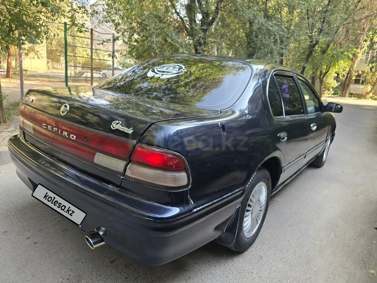 Nissan Cefiro, 1996