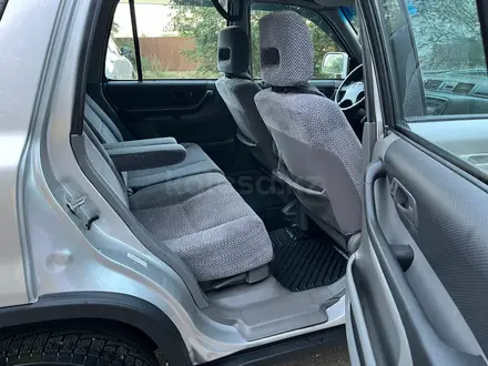 Honda CR-V 1999 года за 4 500 000 тг. в Алматы – фото 32