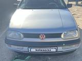 Volkswagen Golf 1994 годаүшін1 600 000 тг. в Тараз