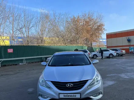 Hyundai Sonata 2012 года за 5 200 000 тг. в Актобе – фото 2