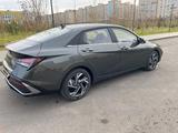 Hyundai Elantra 2024 годаfor8 800 000 тг. в Астана – фото 5