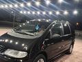 Volkswagen Sharan 1998 года за 2 100 000 тг. в Жосалы – фото 3