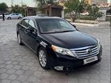 Toyota Avalon 2010 года за 9 000 000 тг. в Актау – фото 2