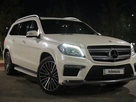 Mercedes-Benz GL 500 2013 года за 19 000 000 тг. в Астана – фото 3