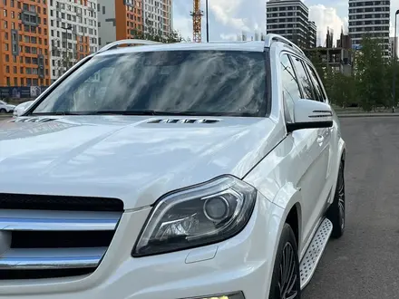 Mercedes-Benz GL 500 2013 года за 19 000 000 тг. в Астана – фото 37