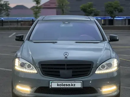 Mercedes-Benz S 500 2006 года за 8 800 000 тг. в Алматы – фото 6
