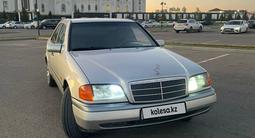 Mercedes-Benz C 200 1994 года за 2 300 000 тг. в Астана – фото 2