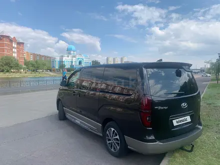 Hyundai Starex 2020 года за 19 000 000 тг. в Астана – фото 11