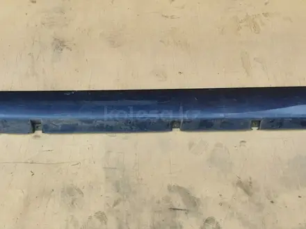 Порог пластиковый накладка ниссан примера р12 за 8 000 тг. в Караганда – фото 3