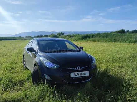 Hyundai Elantra 2013 года за 6 000 000 тг. в Талдыкорган – фото 2