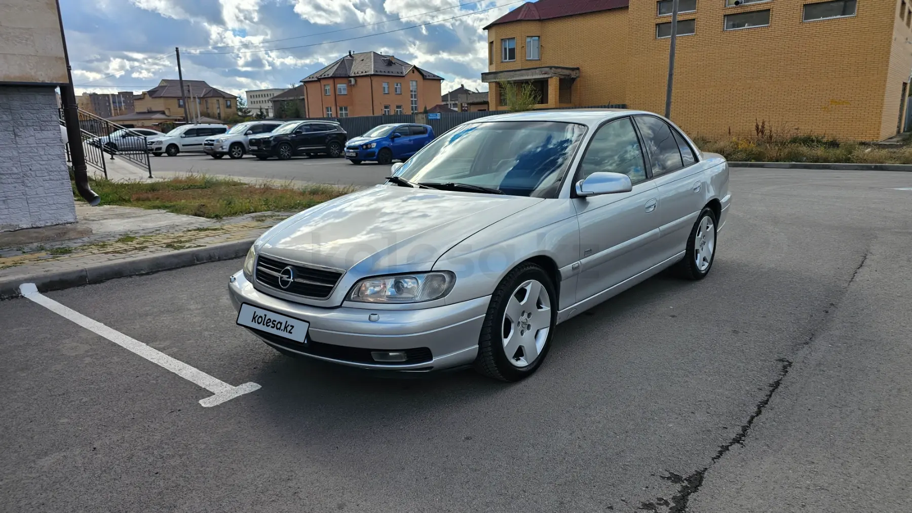 Opel Omega, 2002