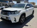Toyota Highlander 2019 годаүшін10 900 000 тг. в Актау – фото 2