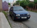 Volkswagen Vento 1993 года за 1 600 000 тг. в Шымкент – фото 3