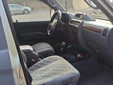 Toyota Land Cruiser Prado 2000 года за 4 200 000 тг. в Алматы – фото 2