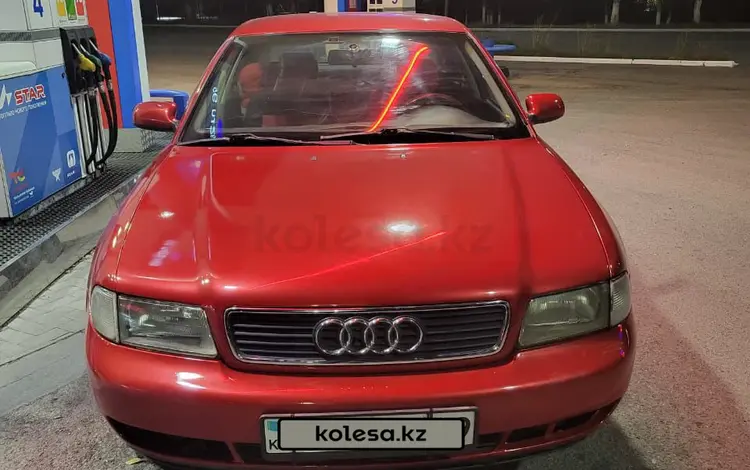 Audi A4 1996 годаfor2 300 000 тг. в Караганда