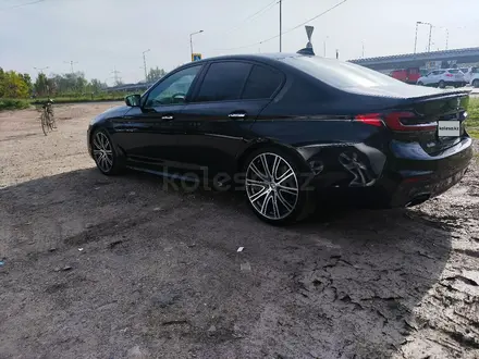 BMW 540 2017 года за 22 000 000 тг. в Алматы – фото 9