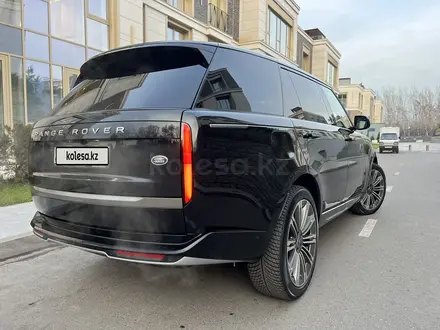 Land Rover Range Rover 2023 года за 113 000 000 тг. в Алматы – фото 10