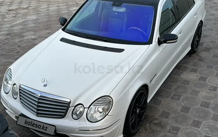 Mercedes-Benz E 55 AMG 2007 годаfor9 500 000 тг. в Атырау