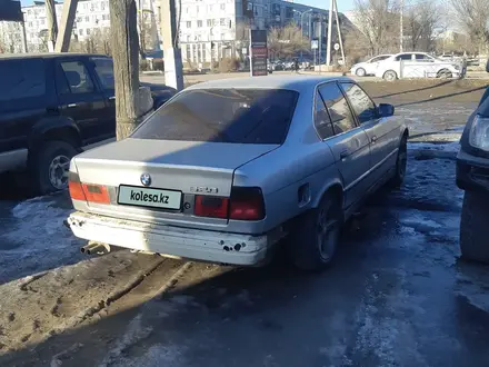 BMW 525 1990 года за 900 000 тг. в Сатпаев – фото 2