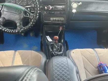 Volkswagen Passat 1995 года за 1 800 000 тг. в Кызылорда – фото 7