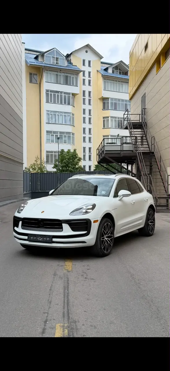 Porsche Macan, 2025