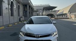 Toyota Camry 2017 года за 12 000 000 тг. в Шымкент