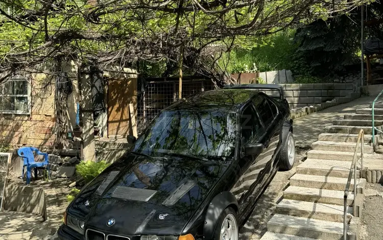 BMW 328 1992 года за 2 000 000 тг. в Алматы