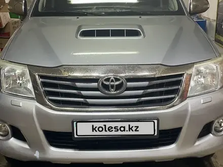 Toyota Hilux 2015 года за 11 111 111 тг. в Атырау