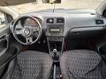 Volkswagen Polo 2011 года за 3 600 000 тг. в Атырау – фото 8