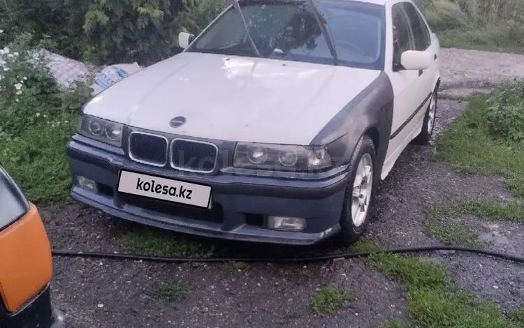 BMW 318 1992 годаfor1 500 000 тг. в Усть-Каменогорск