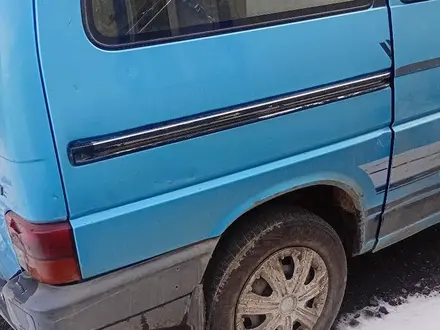 Volkswagen Caravelle 1992 года за 2 600 000 тг. в Кокшетау – фото 15