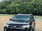 Toyota 4Runner 2017 годаүшін19 000 000 тг. в Уральск – фото 2